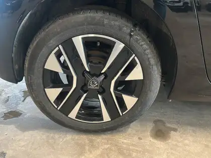 PEUGEOT 208 ALLURE 1.2 PURETECH 100 CV BVM6