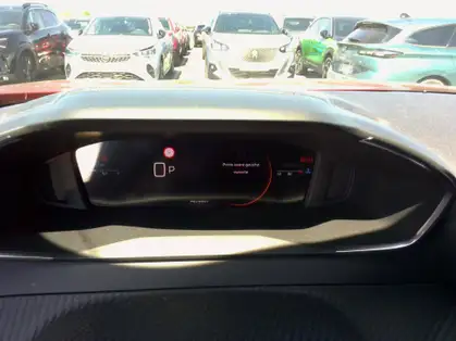 PEUGEOT 2008 ALLURE 1.2 PURETECH 130 CV EAT8