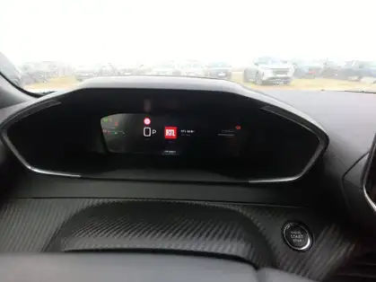 PEUGEOT 2008 ALLURE Hybrid 145 CV e-DCS6 