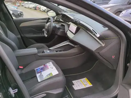 PEUGEOT 408 GT HYBRID 136 CV e-DCS6
