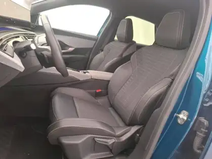 PEUGEOT 3008 ALLURE HYBRIDE 136 CV e-DCS6