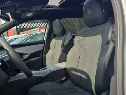 PEUGEOT 5008 GT 1.2 HYBRID 136 CV E-DCS6