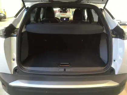 PEUGEOT 2008 ALLURE 1.2 PURETECH 100 CV BVM6