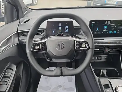 MG MG3 LUXURY 1.5 Hybrid+ 195 CV 