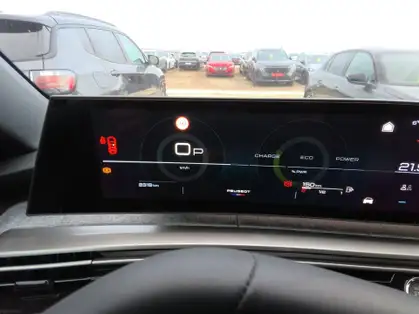 PEUGEOT 5008 ALLURE Hybrid 145 CV e-DCS6 