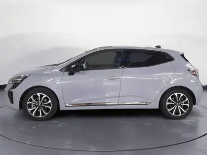 RENAULT CLIO V TECHNO E-Tech full hybrid 145 CV GSR2 