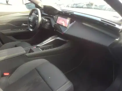 PEUGEOT 408 GT Hybrid 145 e-DCS6