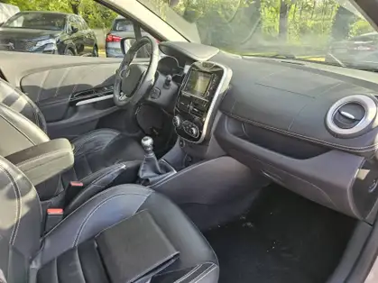 RENAULT CLIO IV TCe 90 Energy Initiale Paris