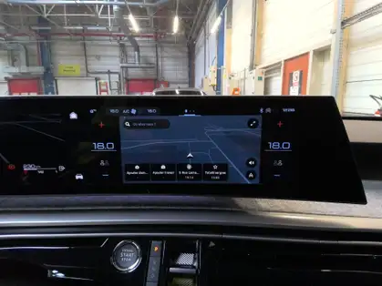 PEUGEOT 3008 Hybrid 145 e-DCS6 Allure Business