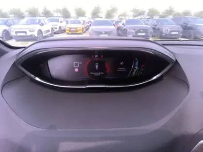 PEUGEOT 5008 ALLURE PACK HYBRIDE 136 CV E-DCS6