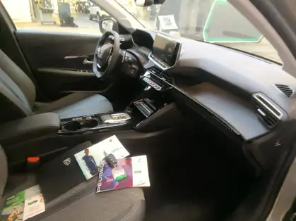 PEUGEOT 208 ALLURE Hybrid 110 CV e-DCS6 