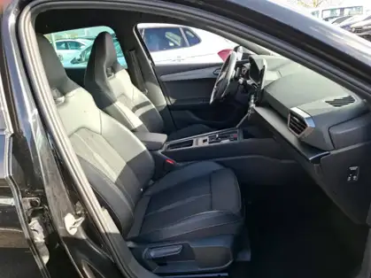 CUPRA LEON 1.5 eTSI Hybrid 150 ch DSG7 V