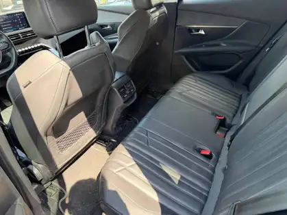 PEUGEOT 3008 Puretech 130ch S&S EAT8 Allure Business
