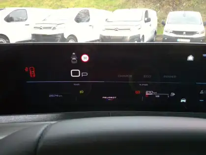 PEUGEOT 3008 ALLURE Hybrid 145 CV e-DCS6 