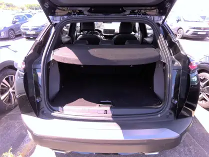 PEUGEOT 2008 ALLURE HYBRID 136 CV e-DCS6