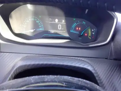 PEUGEOT 208 Hybrid 110 ch e-DCS6 Style