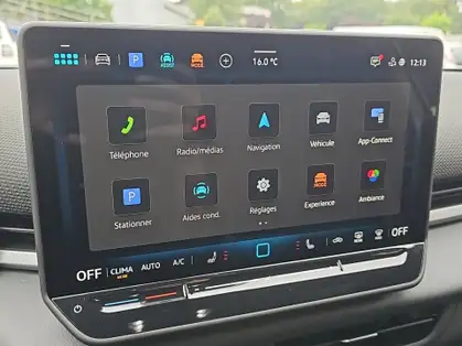 VOLKSWAGEN T-ROC 1.5 eTSI Hybrid 150 ch DSG7 R-Line