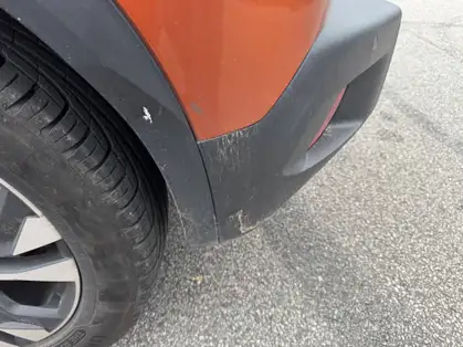 PEUGEOT 2008 BlueHDi 130 S&S EAT8 Allure Business