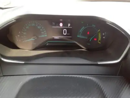 PEUGEOT 208 Hybrid 110 ch e-DCS6 Style