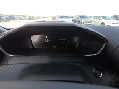 PEUGEOT 2008 ALLURE Hybrid 145 CV e-DCS6 