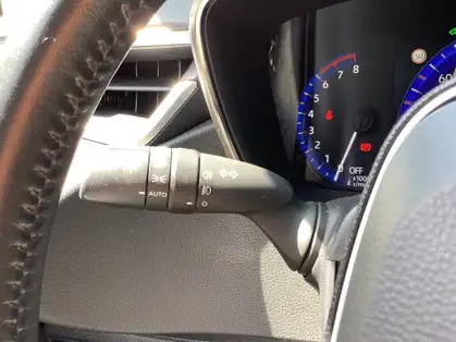TOYOTA COROLLA TOURING SPORTS HYBRIDE MY20 184h Design