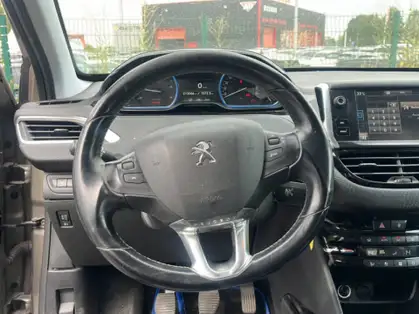 PEUGEOT 2008 2008 ALLURE 1.6 BLUEHDI 100 CV BVM6