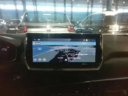 PEUGEOT 2008 ALLURE HYBRID 136 CV e-DCS6