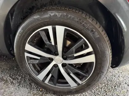 PEUGEOT 3008 ALLURE 1.2 PURETECH 130 CV EAT8