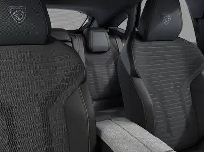PEUGEOT 3008 GT HYBRID 136 CV E-DCS6