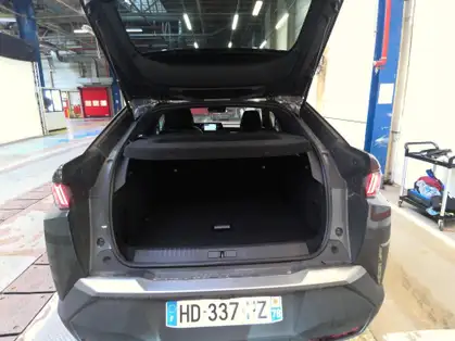 PEUGEOT 3008 210 ch 73 kWh Allure