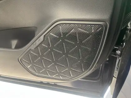 TOYOTA RAV4 HYBRIDE PRO MY23 218 ch 2WD Dynamic Business + "Beyond Zero Academy"
