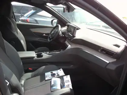 PEUGEOT 3008 GT HYBRID 225 CV E-EAT8