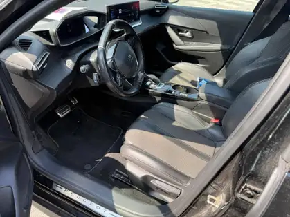 PEUGEOT 208 50 kWh 136ch GT Line