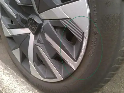 PEUGEOT 208 ACTIVE 1.2 PURETECH 75 CV BVM5