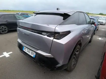 PEUGEOT 3008 210 ch 73 kWh GT