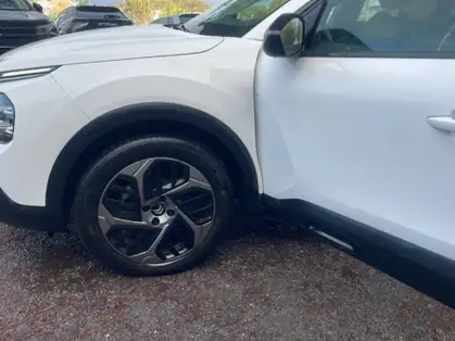 CITROEN C4 X FEEL PACK PureTech 130 CV EAT8