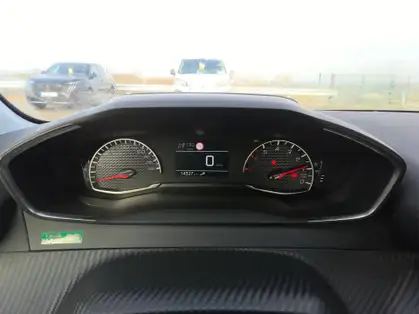 PEUGEOT 208 BUSINESS R ACTIVE BUSINESS R PURETECH 100 CV BVM6