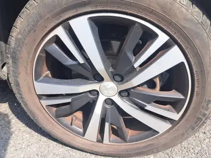 PEUGEOT 5008 ALLURE 1.5 BLUEHDI 130 CV BVM6