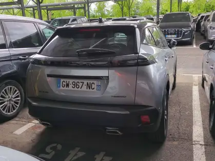 PEUGEOT 2008 GT HYBRID 136 CV E-DCS6