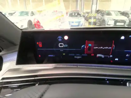 PEUGEOT 5008 GT Hybrid 145 CV e-DCS6 
