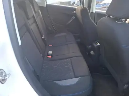 PEUGEOT 2008 1.6 BlueHDi 75ch BVM5 Style