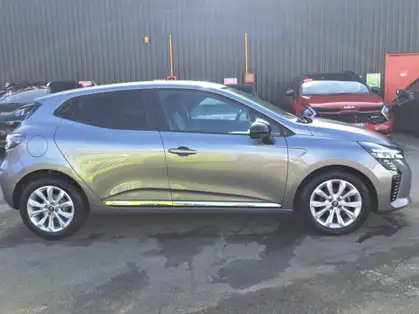 RENAULT CLIO V EVOLUTION TCe 90 CV CVT