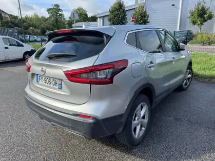 NISSAN QASHQAI 1.3 DIG-T 140 Business Edition