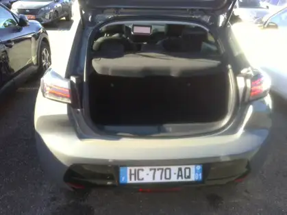 PEUGEOT 208 ALLURE HYBRID 100 CV E-DCS6