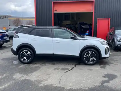 PEUGEOT 2008 GT Hybrid 145 CV e-DCS6