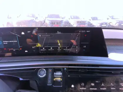 PEUGEOT 5008 GT Hybrid 145 CV e-DCS6 