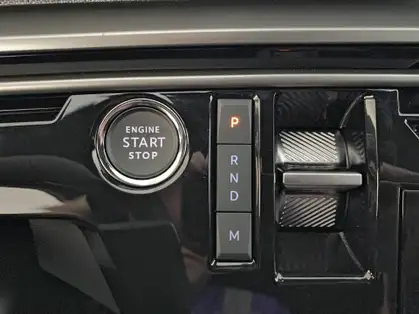 PEUGEOT 3008 ALLURE Hybrid 145 CV e-DCS6 