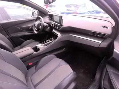 PEUGEOT 3008 ALLURE PACK HYBRID 136 CV E-DCS6
