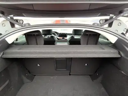 PEUGEOT 408 ALLURE Hybrid 136 e-DCS6