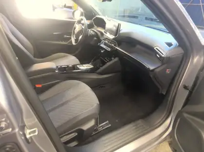 PEUGEOT 2008 ALLURE Hybrid 145 CV e-DCS6 